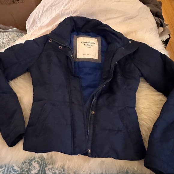 Navy Abercrombie Mini Puffer Jacket Sz Small - Picture 3 of 10